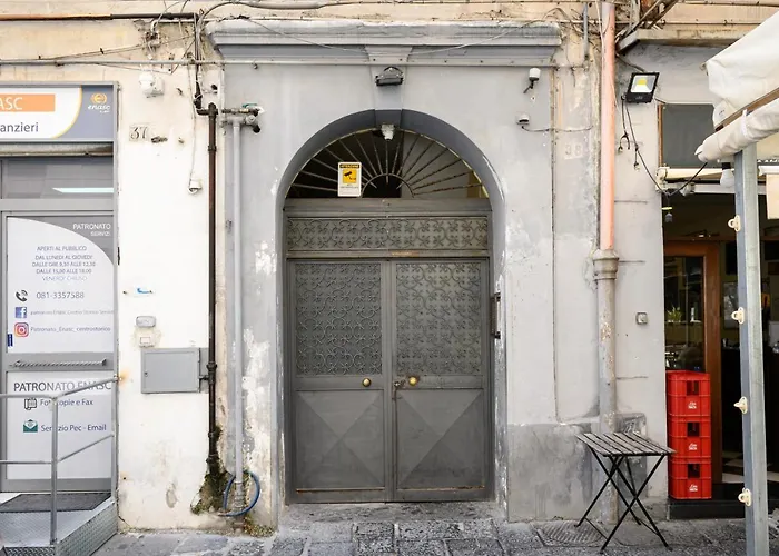 Via Lanzieri 38 شقة *