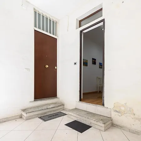 Apartman Via Lanzieri 38 *