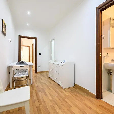 Via Lanzieri 38 Apartament