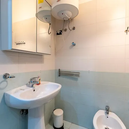 Via Lanzieri 38 Apartman