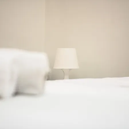 Via Lanzieri 38 * Napoli